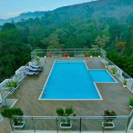 Sterling Thekkady Hotel Exterior photo