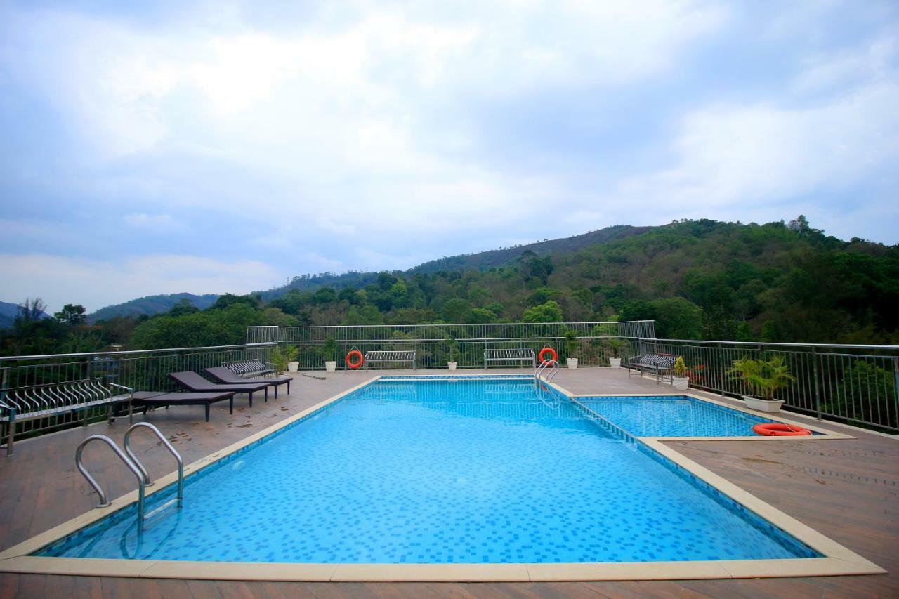 Sterling Thekkady Hotel Exterior photo